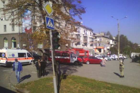 «Телефонные партизаны» заминировали мэрию в Запорожье (фото) | Русская весна