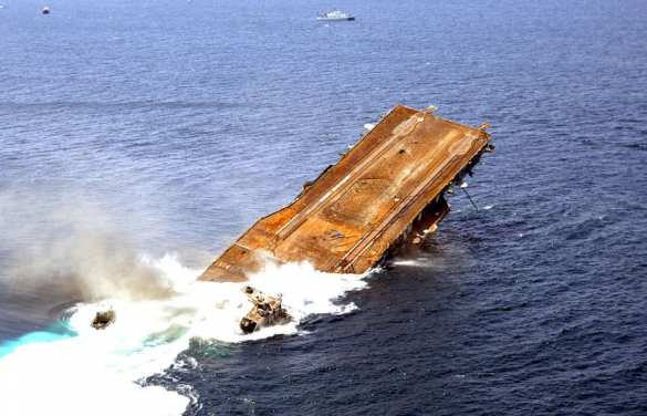 Хуситы нанесли ракетные удары по американскому авианосцу в Красном море | Русская весна