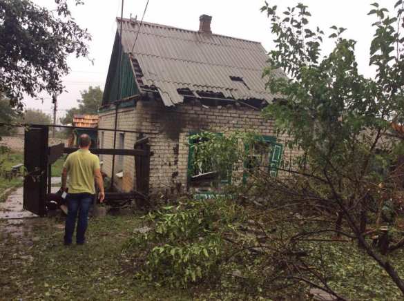 ВСУ открывали огонь по населенным пунктам ДНР из минометов и орудий БМП | Русская весна