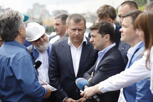 Как букмекеры зарабатывают на пари Зеленского | Русская весна