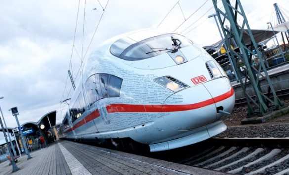 Пьяного немца переехали две электрички, мужчина выжил | Русская весна