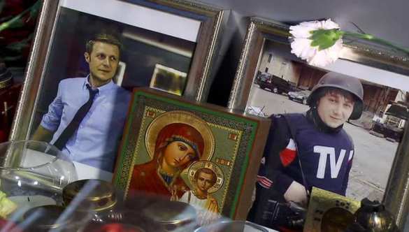 Мемориалы погибшим Игорю Корнелюку и Антону Волошину открыли на Донбассе и в Москве (ВИДЕО) | Русская весна