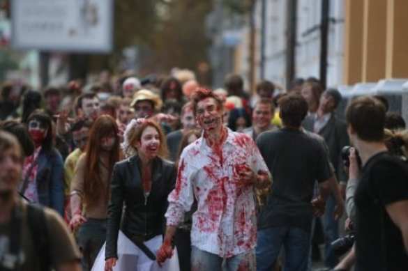 Как зомбировали украинцев — печеньки на Майдане как подпись оператора | Русская весна