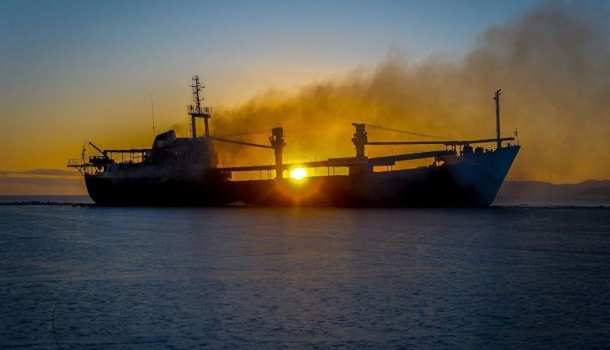 Российский СПГ-танкер «Арктический Метагаз» горит в Средиземном море (ВИДЕО) | Русская весна